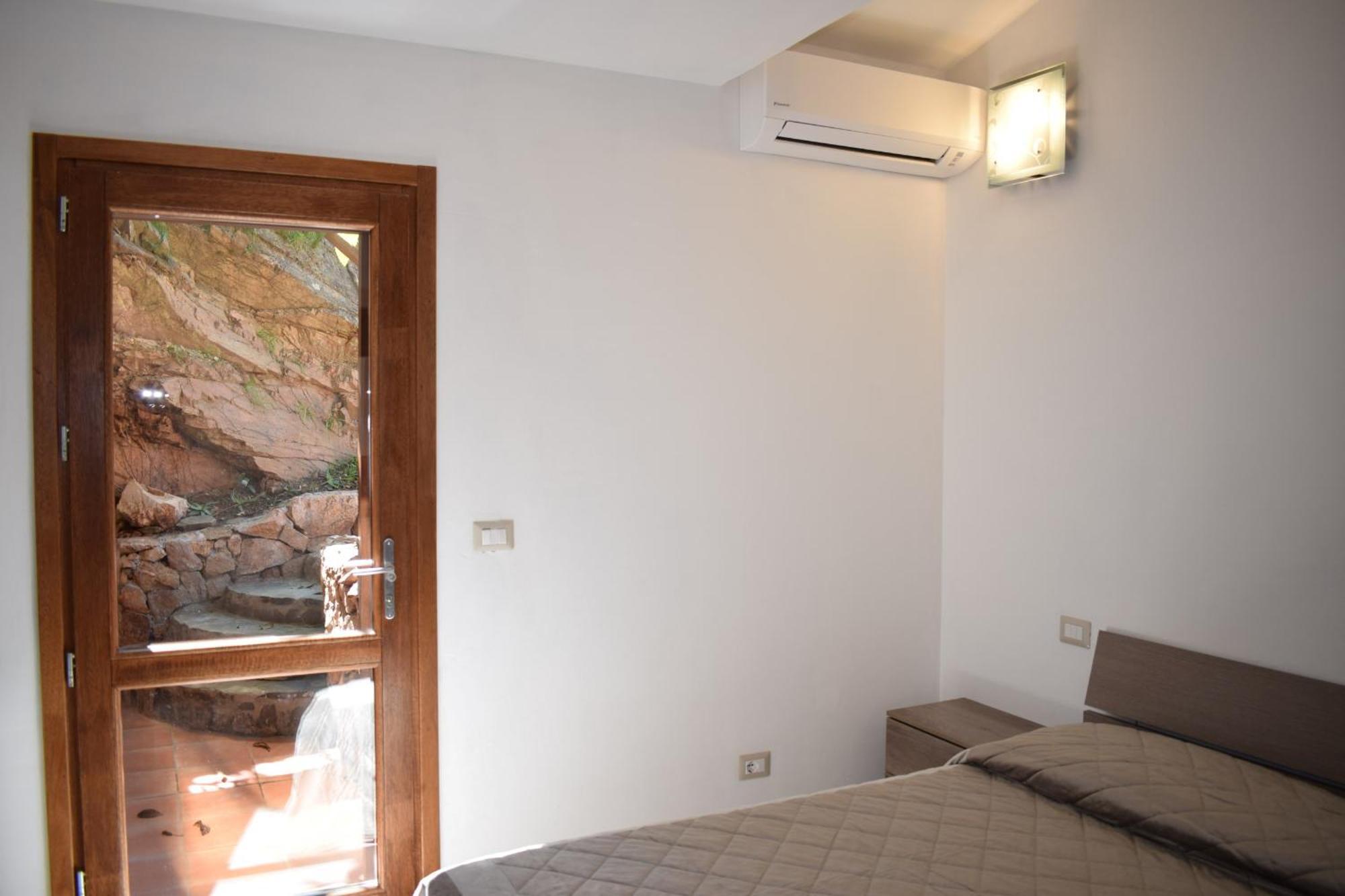 Villaggio Est Affittacamere San Teodoro  Phòng bức ảnh