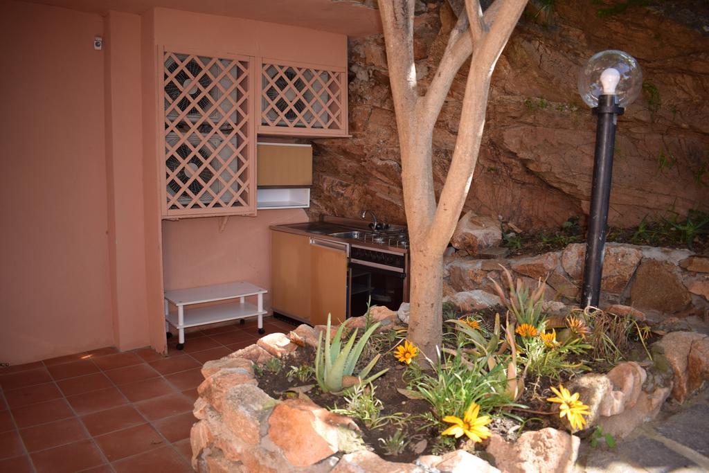 Villaggio Est Affittacamere San Teodoro  Ngoại thất bức ảnh